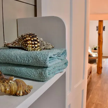 Apartment Conves